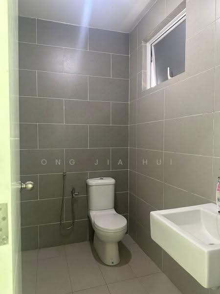 2-storey Terraced House for Sale in Bandar Sri Sendayan (Negeri Sembilan) - Ong Jia Hui - PropertyGuru.com.my