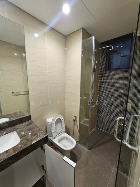 Kondominium untuk Disewa di Capella Embassy (D'Rapport Residences) - Martin Lee - Bathroom - PropertyGuru.com.my