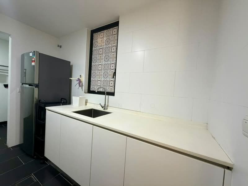 Service Residence for Rent at SqWhere Service Apartments - Lennon Poon - Kitchen - PropertyGuru.com.my