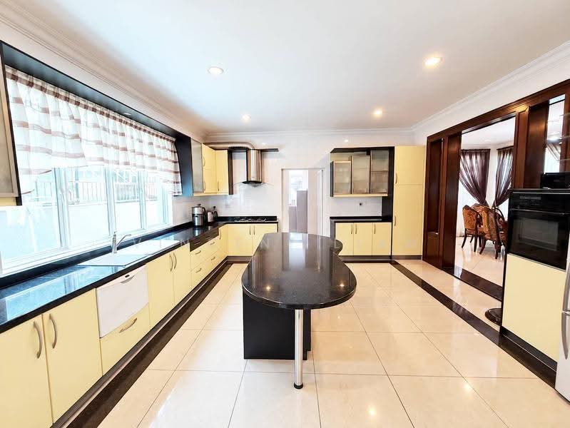 Bungalow House for Sale in Selangor Polo Residency (Kota Damansara) - Vincent Liaw - Kitchen - PropertyGuru.com.my