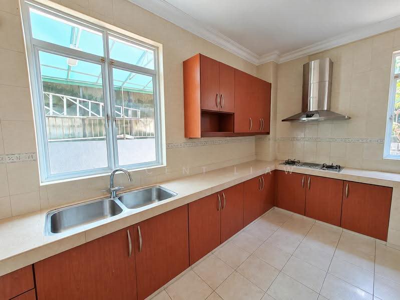 Bungalow House for Sale in Selangor Polo Residency (Kota Damansara) - Vincent Liaw - Kitchen - PropertyGuru.com.my