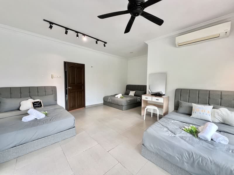 2-storey Terraced House for Rent in Taman Mount Austin (Tebrau) - Eva Er - Bedroom - PropertyGuru.com.my