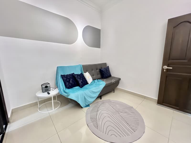 2-storey Terraced House for Rent in Taman Mount Austin (Tebrau) - Eva Er - Living Room - PropertyGuru.com.my