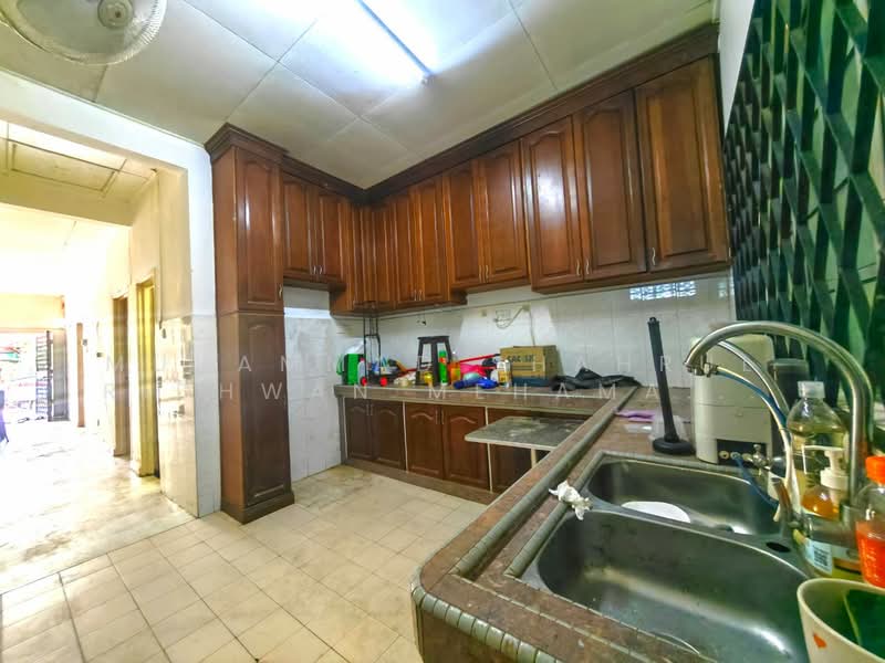 Rumah Teres 1 Tingkat untuk Dijual di Alam Damai (Cheras) - Muhammad Shahrul Ridhwan Mehamad Nasir - Kitchen - PropertyGuru.com.my