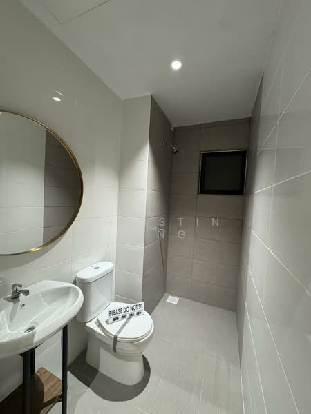 Kondominium untuk Dijual di Residensi Kirana - Christin Yong - Bathroom - PropertyGuru.com.my