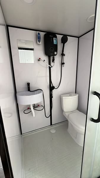 Rumah Teres untuk Disewa di Permas Jaya (Johor) - Hong Charng Lee - Bathroom - PropertyGuru.com.my