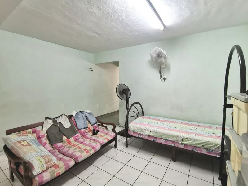 2-storey Terraced House for Sale in Taman Muda (Ampang) - Michelle Lai - Living Room - PropertyGuru.com.my