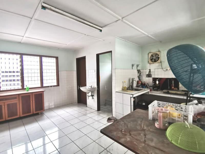 2-storey Terraced House for Sale in Taman Muda (Ampang) - Michelle Lai - Kitchen - PropertyGuru.com.my