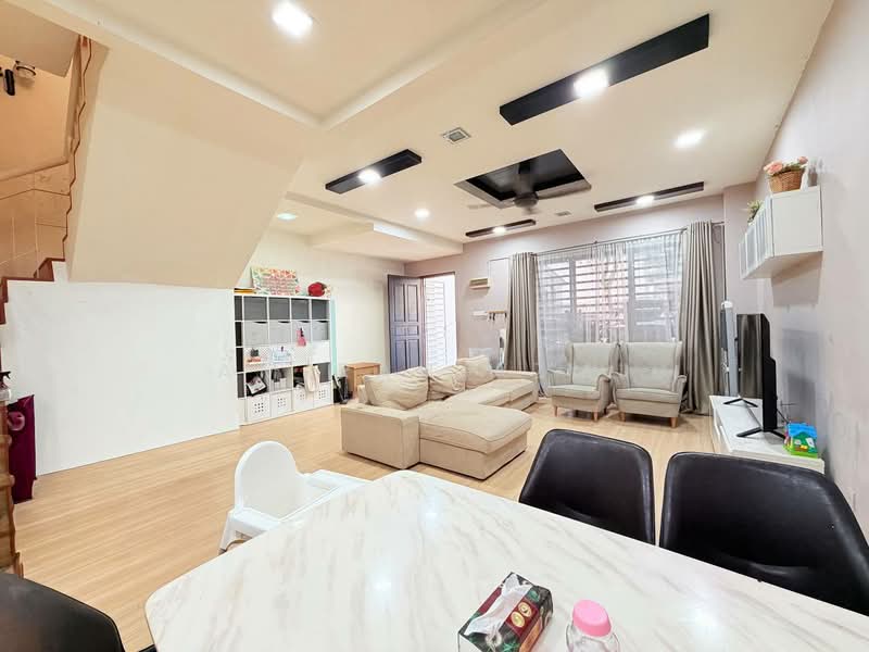 Rumah Teres 1.5 Tingkat untuk Dijual di Saujana Utama (Selangor) - Amirah Azmi - PropertyGuru.com.my