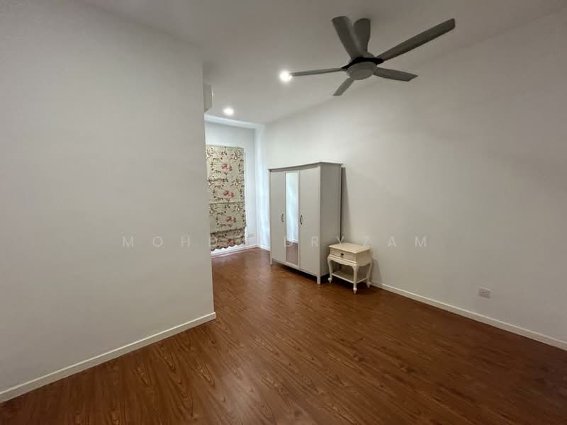 2.5-storey Terraced House for Rent in Alam Impian (Shah Alam) - Mohd Adryzam - Bedroom - PropertyGuru.com.my