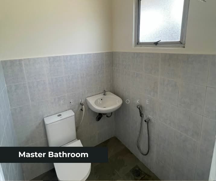 1-storey Terraced House for Sale in Bandar Saujana Putra (Tanjong Duabelas) - Kevin Loke - Bathroom - PropertyGuru.com.my
