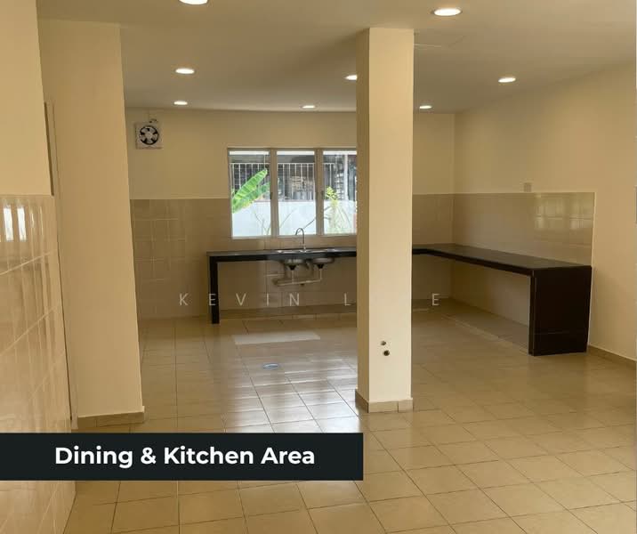 1-storey Terraced House for Sale in Bandar Saujana Putra (Tanjong Duabelas) - Kevin Loke - Kitchen - PropertyGuru.com.my