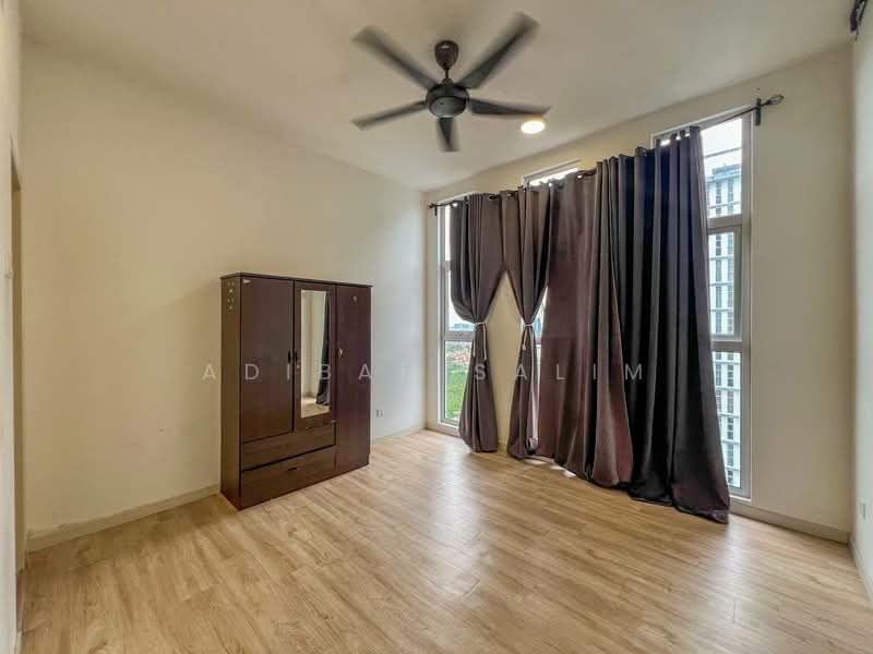 Kondominium untuk Dijual di Lakefront Homes - Adibah Salim - Bedroom - PropertyGuru.com.my