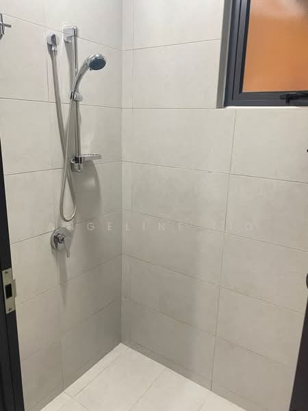 Servis Apartment untuk Disewa di Sinaran @ Utropolis - Angeline Tio - Bathroom - PropertyGuru.com.my