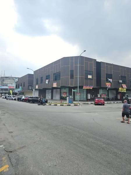 Shop / Office untuk Dijual di Shah Alam (Selangor) - ALVIN LIM - Exterior - PropertyGuru.com.my