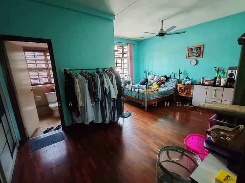 3-storey Terraced House for Sale in Mutiara Bukit Jalil (Bukit Jalil) - Gabriel Kong - Bedroom - PropertyGuru.com.my