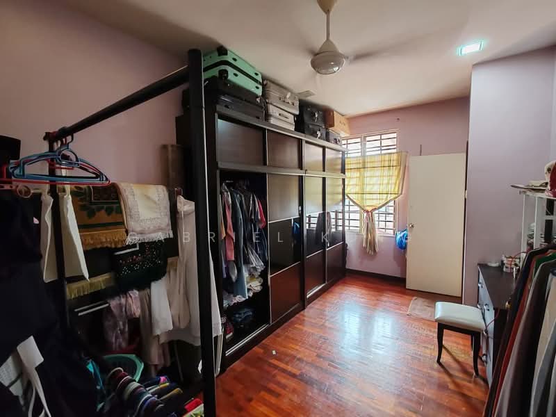 3-storey Terraced House for Sale in Mutiara Bukit Jalil (Bukit Jalil) - Gabriel Kong - Bedroom - PropertyGuru.com.my