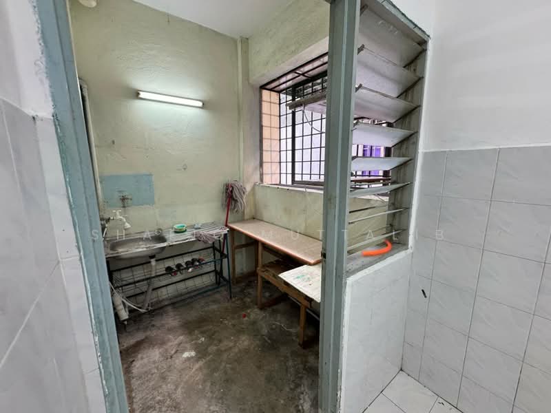 Apartment for Rent at Pangsapuri Putra Indah - Shafiq Muttalib - PropertyGuru.com.my