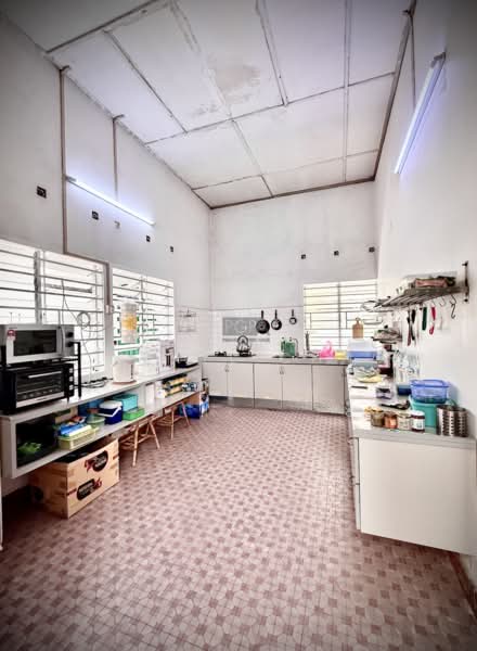 Rumah Berkembar untuk Dijual di Pulau Tikus (Penang) - Cheryl Chng - Kitchen - PropertyGuru.com.my