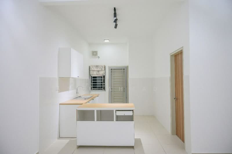 2-storey Terraced House for Sale in Nilai (Negeri Sembilan) - Sue Ahmad - Kitchen - PropertyGuru.com.my