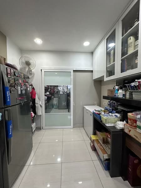 Condominium for Sale at Armanee - Yau Thai Soo - Kitchen - PropertyGuru.com.my