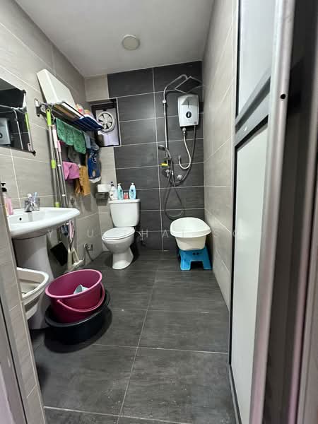 Condominium for Sale at Armanee - Yau Thai Soo - Bathroom - PropertyGuru.com.my
