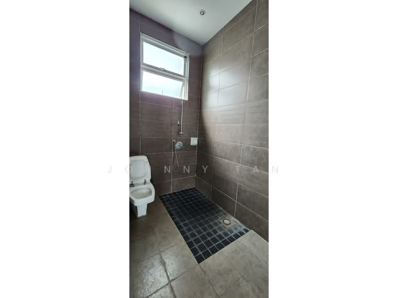 Zero-Lot Bungalow for Sale in Seksyen U1 (Glenmarie) - Johnny Tan - Bathroom - PropertyGuru.com.my