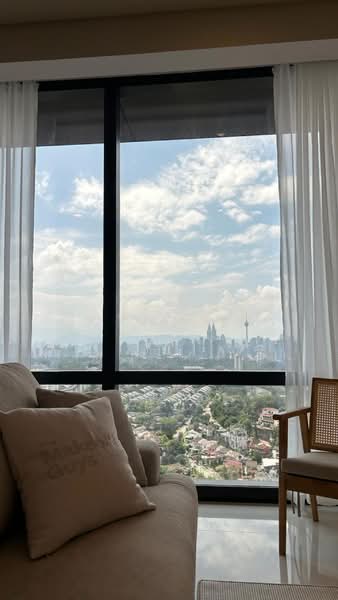 Servis Apartment untuk Disewa di Pavilion Damansara Heights - Jovie Lim - Living Room - PropertyGuru.com.my