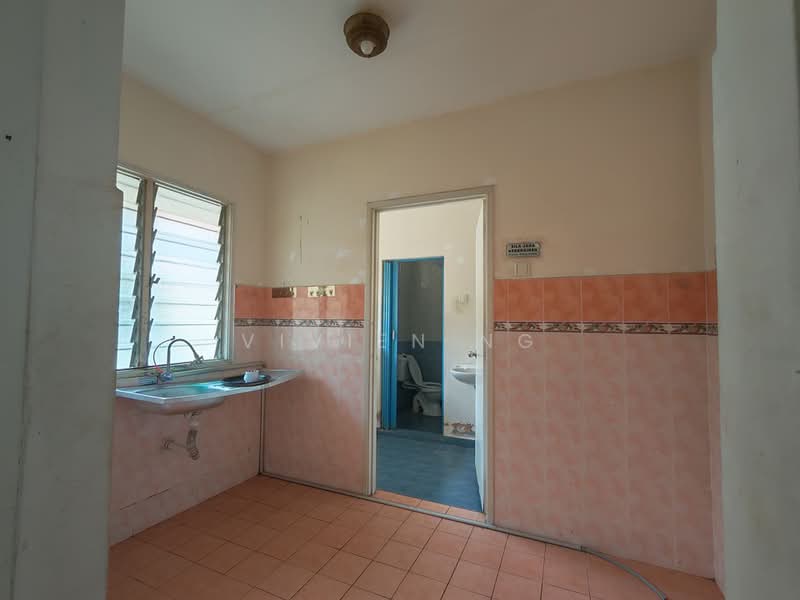 Pangsapuri untuk Disewa di Permai Lake View Apartment - Vivien Ng - PropertyGuru.com.my