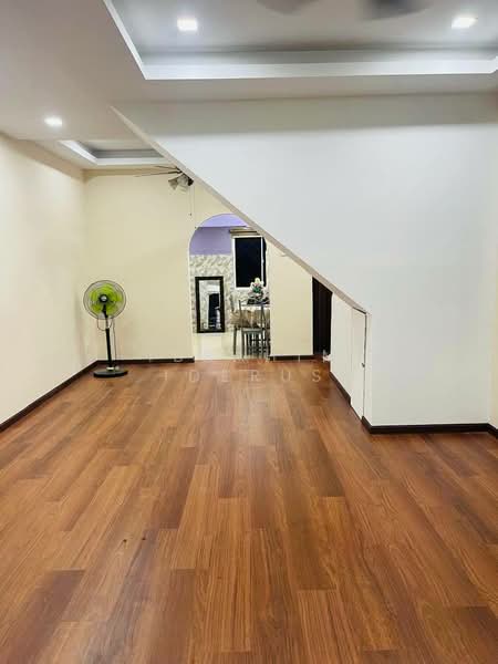 2-storey Terraced House for Sale in Batu Caves (Selangor) - Ibrahim Iderus - Living Room - PropertyGuru.com.my