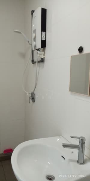 Kondominium untuk Disewa di Shineville Park - Kelvin Tan - Bathroom - PropertyGuru.com.my