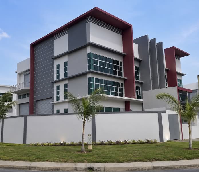 Semi-D Factory for Sale in Balakong (Selangor) - Adam Puah - Exterior - PropertyGuru.com.my