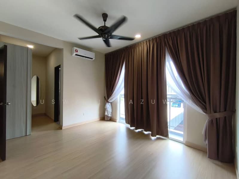 Rumah Teres 2-Tingkat untuk Dijual di Cyberjaya (Selangor) - Uswani Mazuwan - Interior - PropertyGuru.com.my