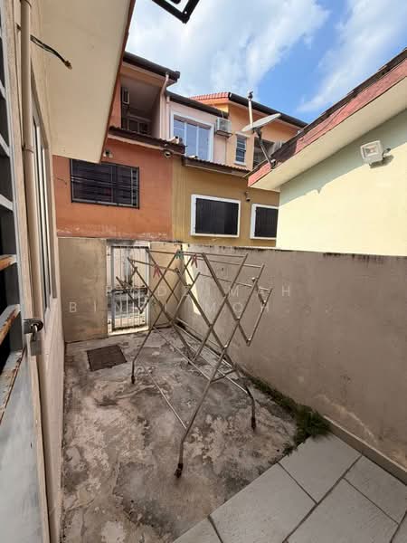 2-storey Terraced House for Sale in Denai Alam (Shah Alam) - Rodzimah Binti Mohd Rodzi - Exterior - PropertyGuru.com.my