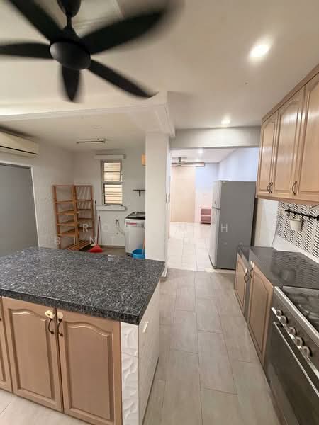 2-storey Terraced House for Sale in Denai Alam (Shah Alam) - Rodzimah Binti Mohd Rodzi - Kitchen - PropertyGuru.com.my
