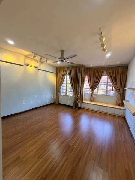 2-storey Terraced House for Sale in Denai Alam (Shah Alam) - Rodzimah Binti Mohd Rodzi - Living Room - PropertyGuru.com.my