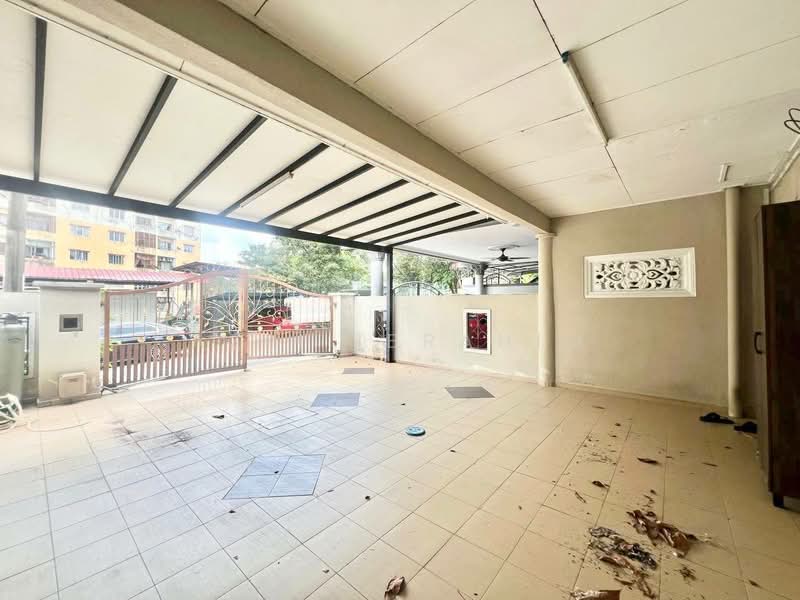Rumah Teres 2 Tingkat untuk Dijual di Taman Bukit Ria (Kajang) - Azli Ibrahim - Exterior - PropertyGuru.com.my