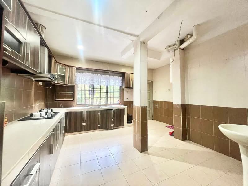 Rumah Teres 2 Tingkat untuk Dijual di Taman Bukit Ria (Kajang) - Azli Ibrahim - Kitchen - PropertyGuru.com.my