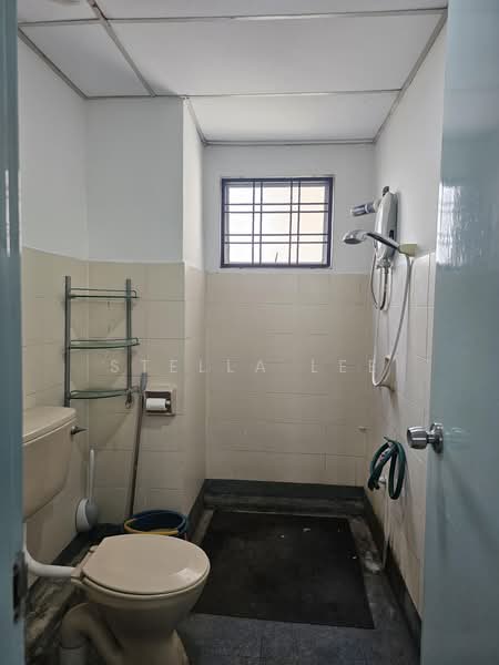 Kondominium untuk Disewa di Forest Green - Stella Lee - Bathroom - PropertyGuru.com.my