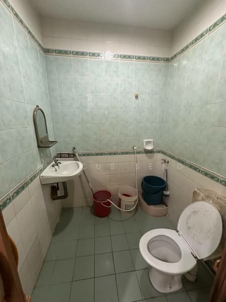 2-storey Terraced House for Sale in Bandar Baru Tambun (Tambun) - Marcus Seng - Bathroom - PropertyGuru.com.my