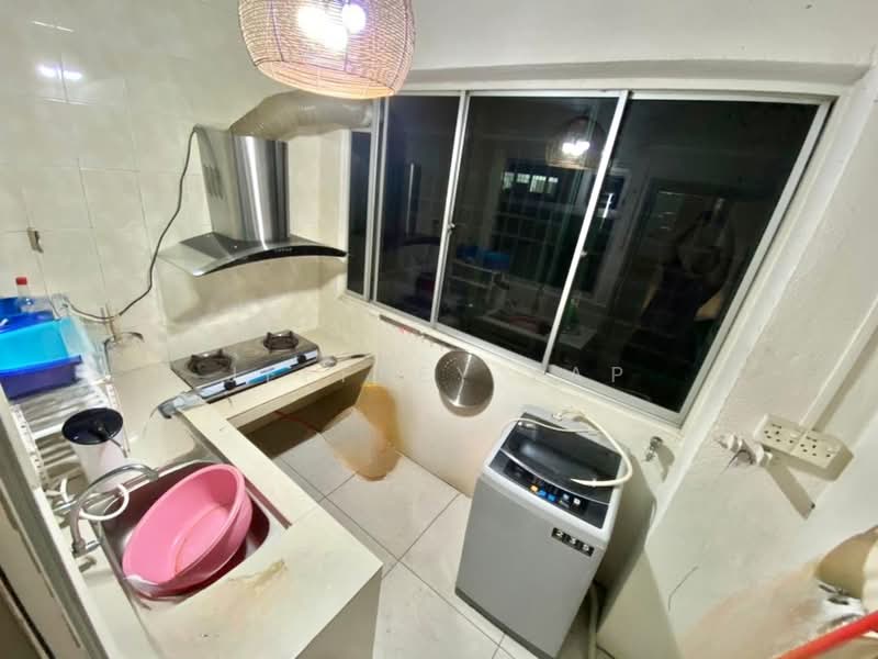 Pangsapuri untuk Dijual di Prima Tiara 1 - Jeffrey Yap - Kitchen - PropertyGuru.com.my