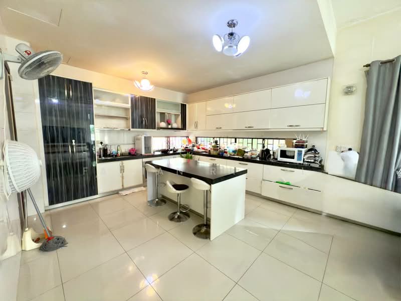 Rumah Berkembar untuk Dijual di Taman Tropika 2 (Kajang) - Farhan Rafael - Kitchen - PropertyGuru.com.my