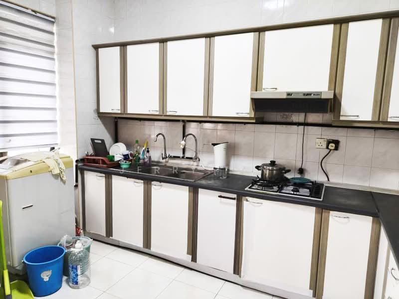 Pangsapuri untuk Disewa di Desa Samudra - Jerry Tan - Kitchen - PropertyGuru.com.my