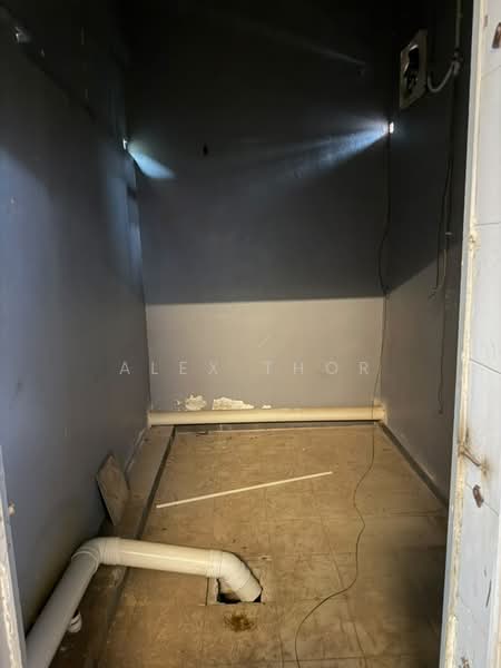 Kedai untuk Disewa di Perai (Penang) - Alex Thor - Interior - PropertyGuru.com.my