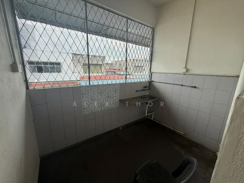 Kedai untuk Disewa di Perai (Penang) - Alex Thor - Balcony - PropertyGuru.com.my