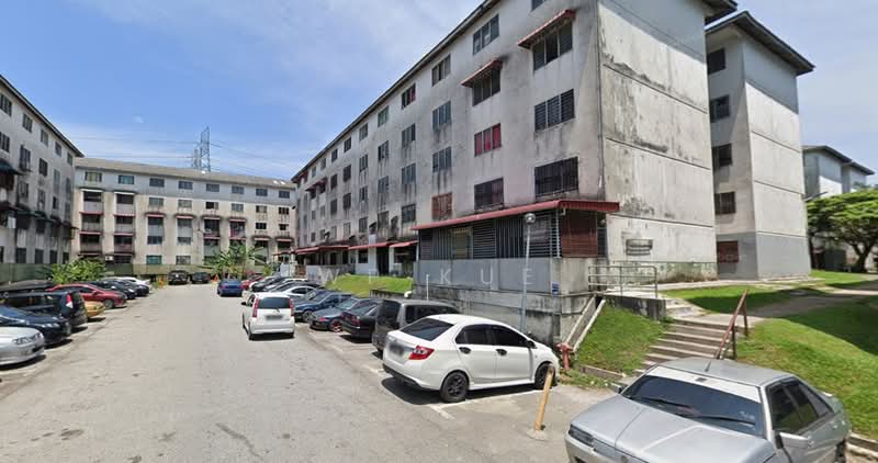 Pangsapuri untuk Dijual di Kenanga Apartment - WP Kue - Exterior - PropertyGuru.com.my