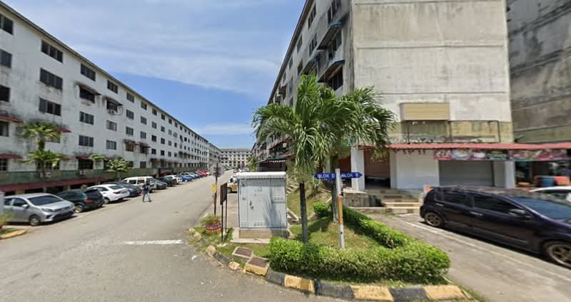 Pangsapuri untuk Dijual di Kenanga Apartment - WP Kue - Exterior - PropertyGuru.com.my