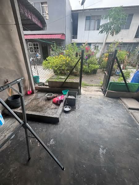 2-storey Terraced House for Sale in Taman Feri (Sabak Bernam) - Daniel Yong - Exterior - PropertyGuru.com.my
