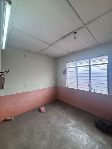 2-storey Terraced House for Sale in Taman Feri (Sabak Bernam) - Daniel Yong - Interior - PropertyGuru.com.my