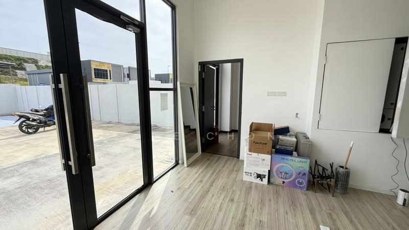 Factory for Sale in Eco Business Park V (Puncak Alam) - Alice Chong - Entrance - PropertyGuru.com.my